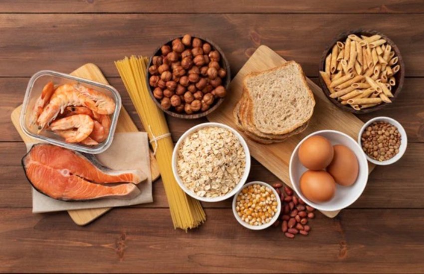 Qual a diferença de proteína e carboidratos?